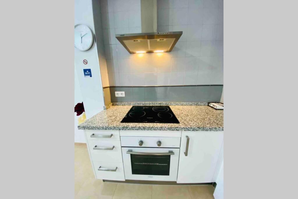 “Smile Nerja” Chic Apartment With Wifi, 4 Guests ภายนอก รูปภาพ