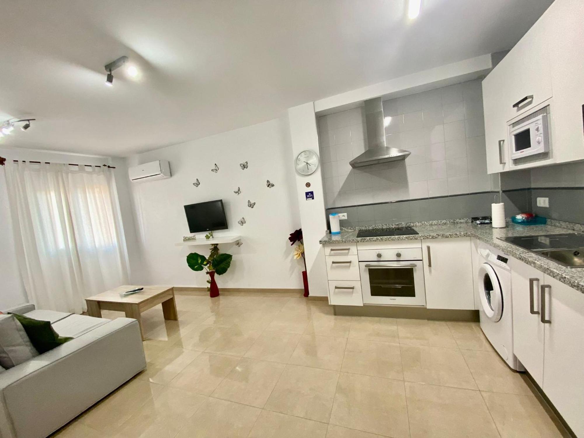 “Smile Nerja” Chic Apartment With Wifi, 4 Guests ภายนอก รูปภาพ