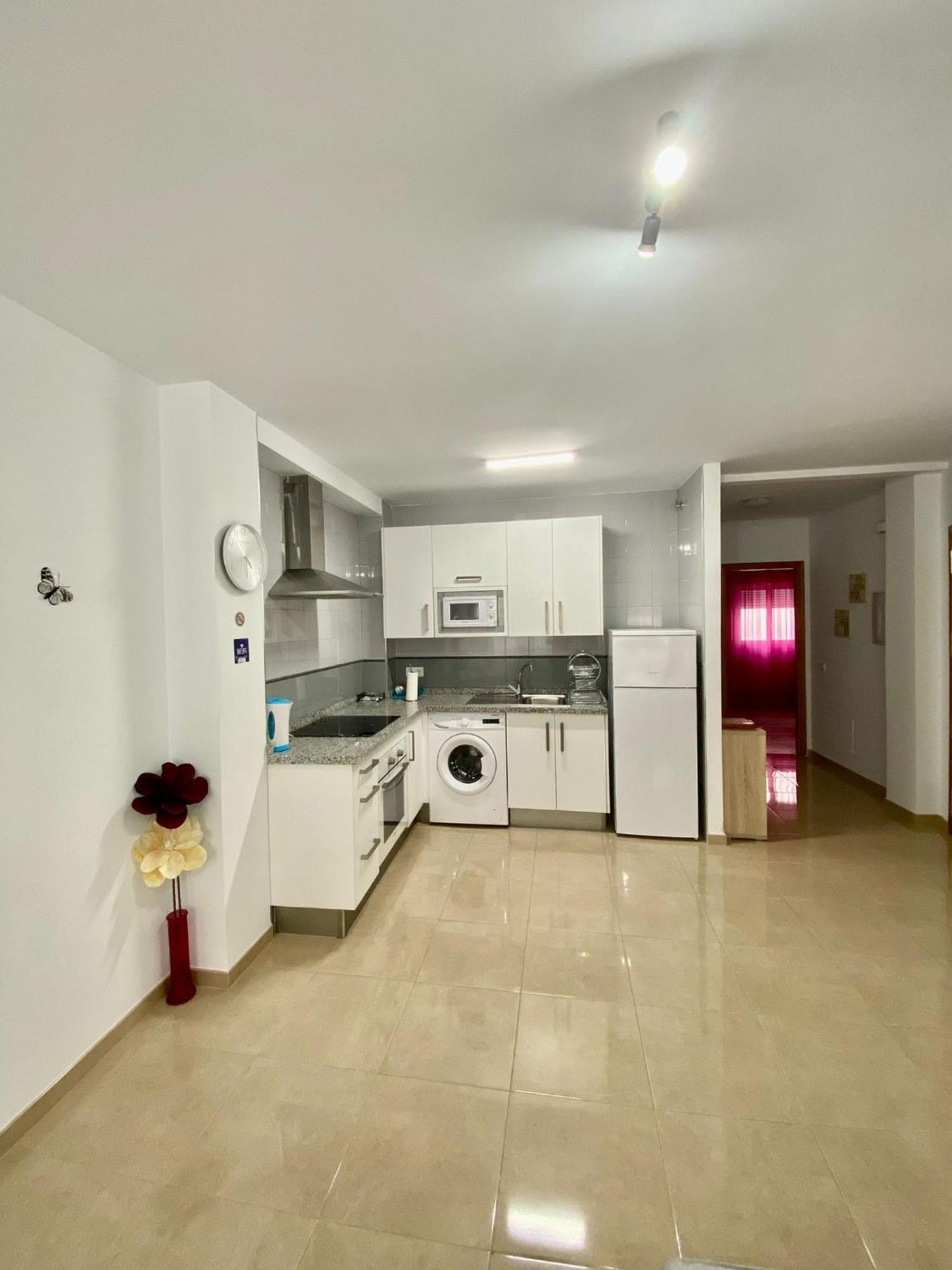 “Smile Nerja” Chic Apartment With Wifi, 4 Guests ภายนอก รูปภาพ
